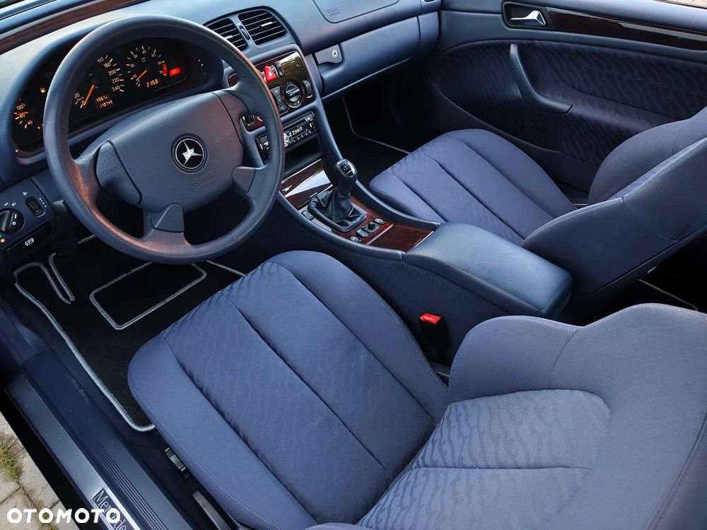 Mercedes-Benz CLK - 36