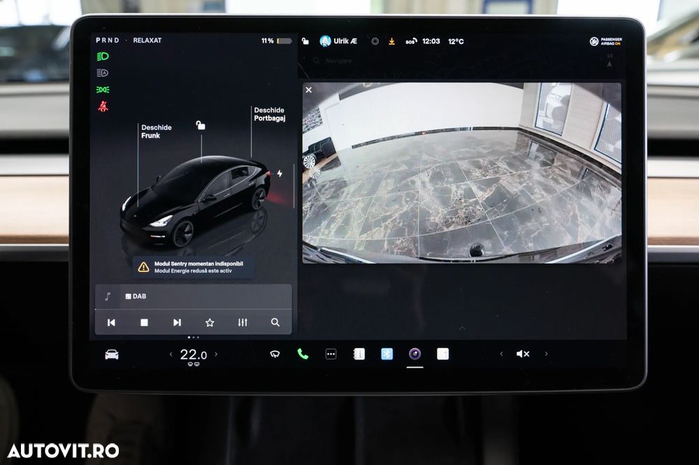 Tesla Model 3 Long Range AWD Premium - 15