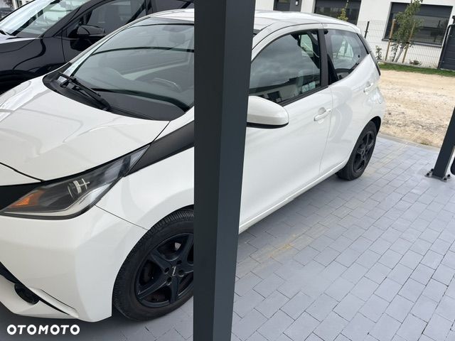 Toyota Aygo - 1