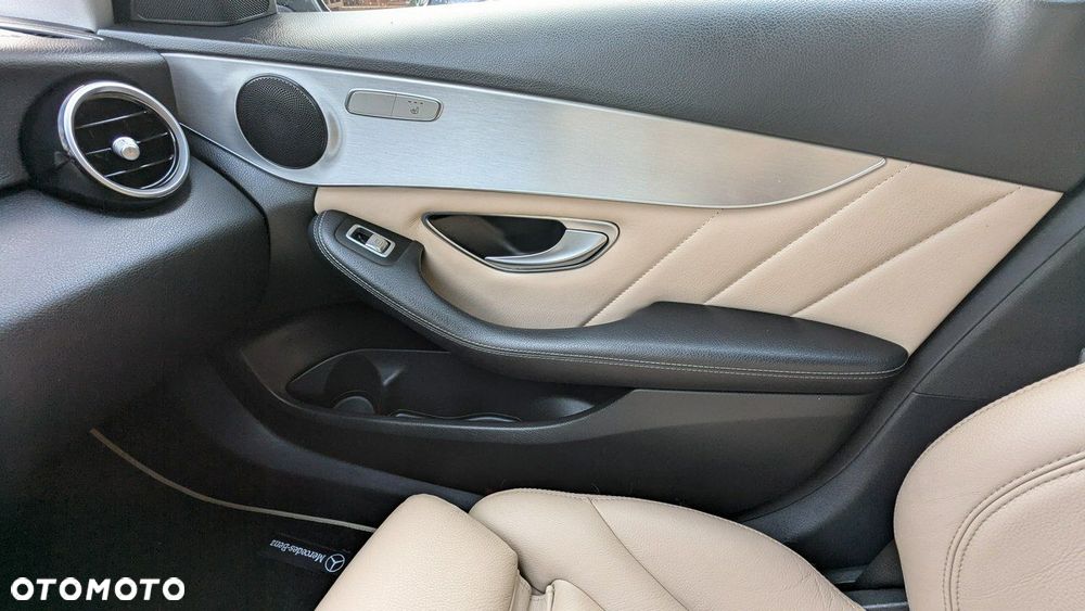 Mercedes-Benz Klasa C - 34