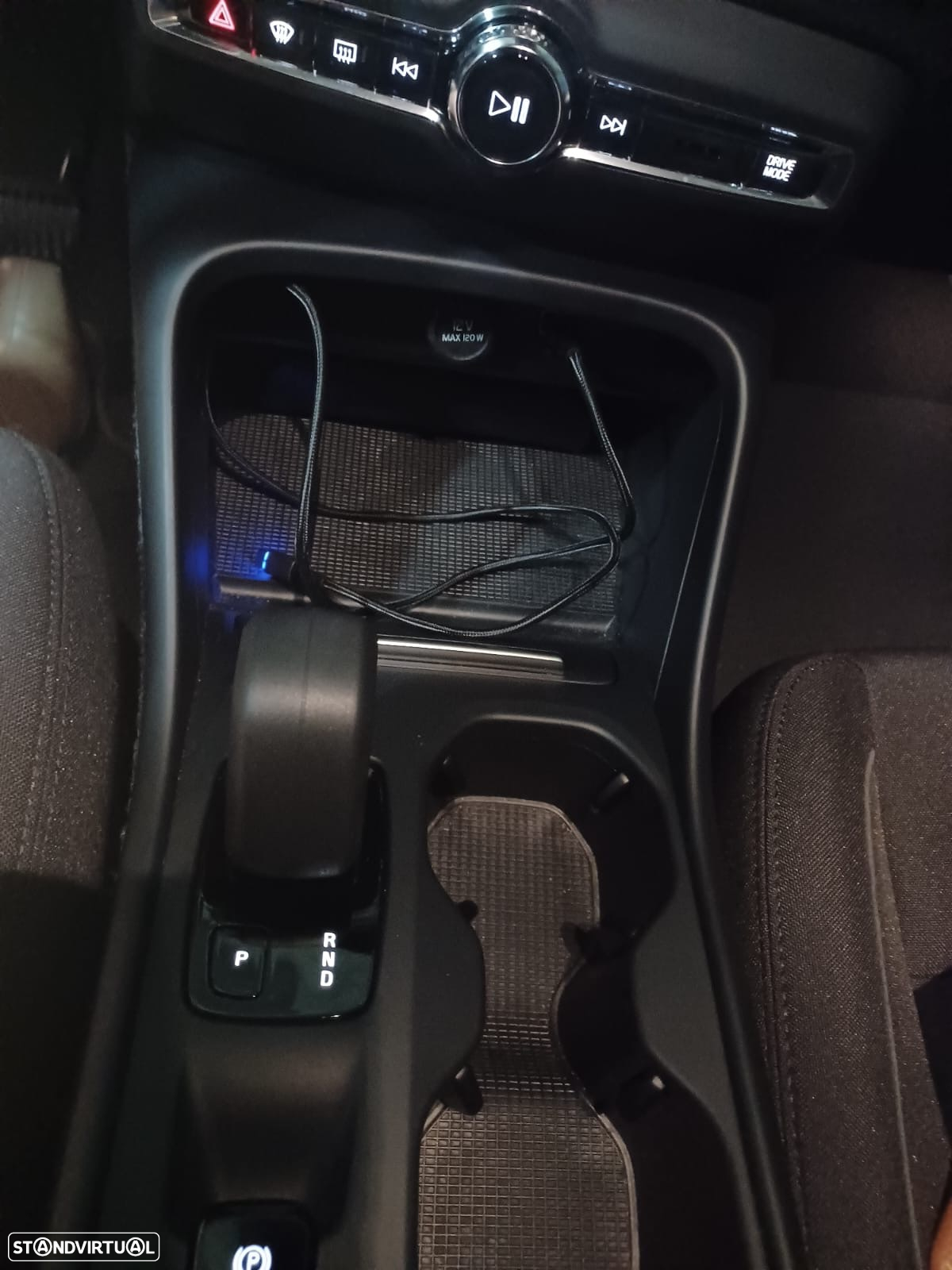 Volvo XC 40 1.5 T3 Momentum Plus Geartronic - 6