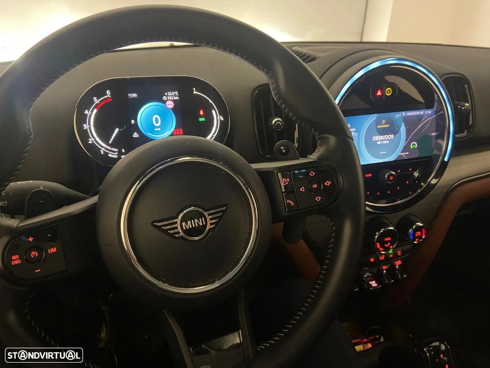 MINI Countryman Cooper SD Premium P. Classic Auto - 11