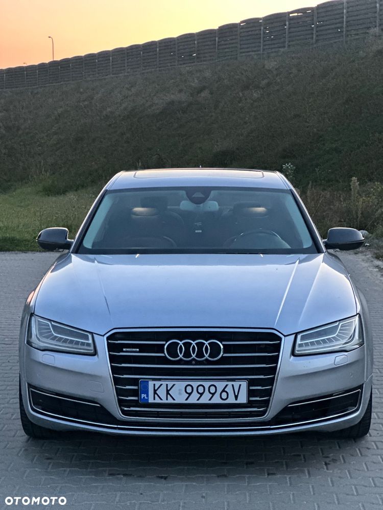 Audi A8 - 2