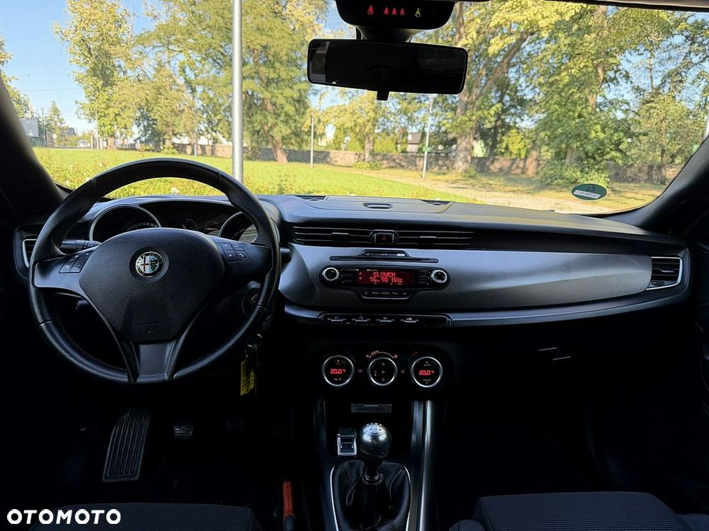 Alfa Romeo Giulietta - 14