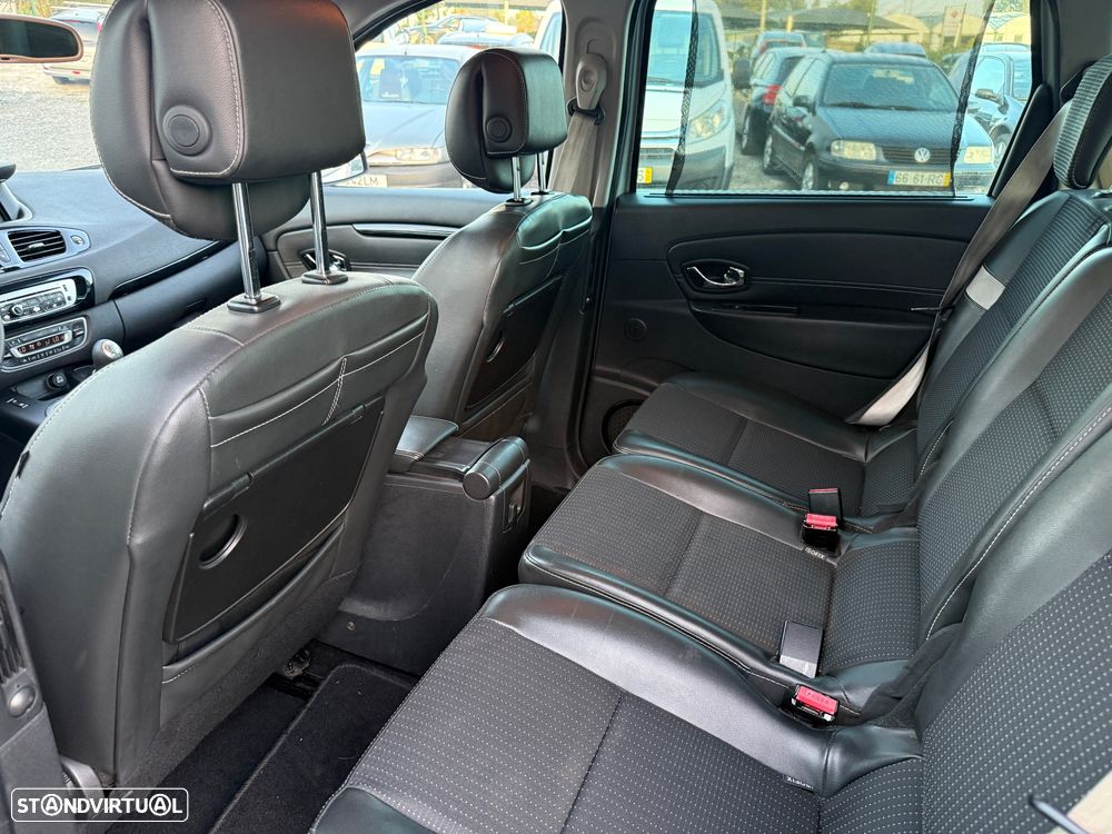 Renault Scénic Energy dCi 110 S&S Bose Edition - 17