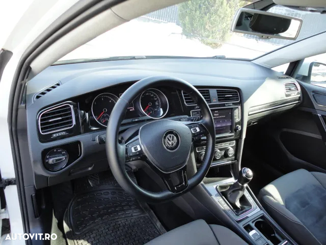Volkswagen Golf 2.0 TDI (BlueMotion Technology) Highline - 13
