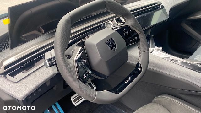 Peugeot 5008 1.2 PureTech mHEV GT S&S e-DCS6 - 8