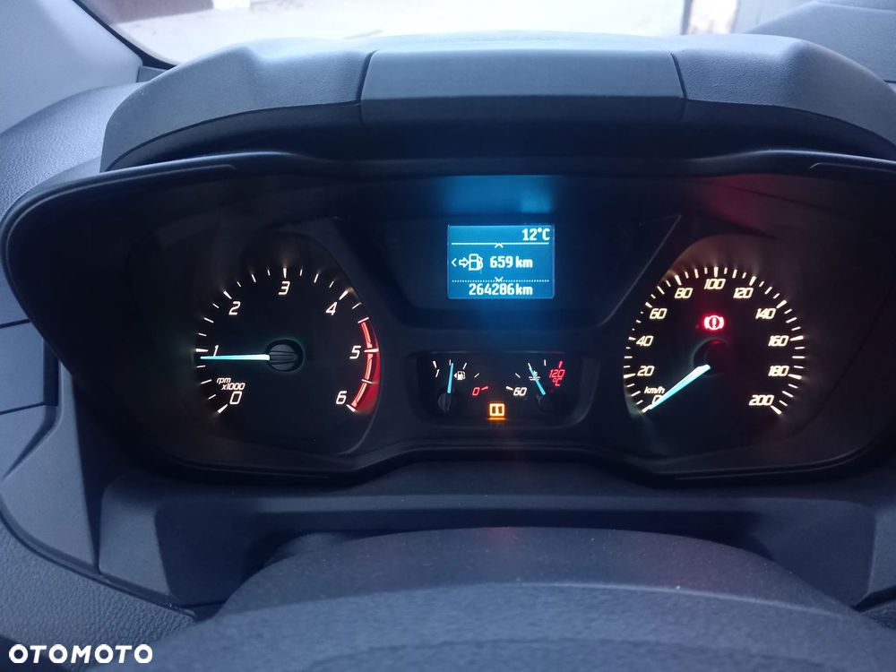 Ford TRANSIT CUSTOM - 18