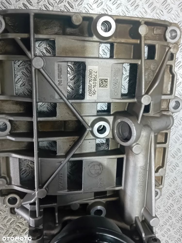 pompa oleju BMW E90-91 2.0 D 2008 7798014 - 4