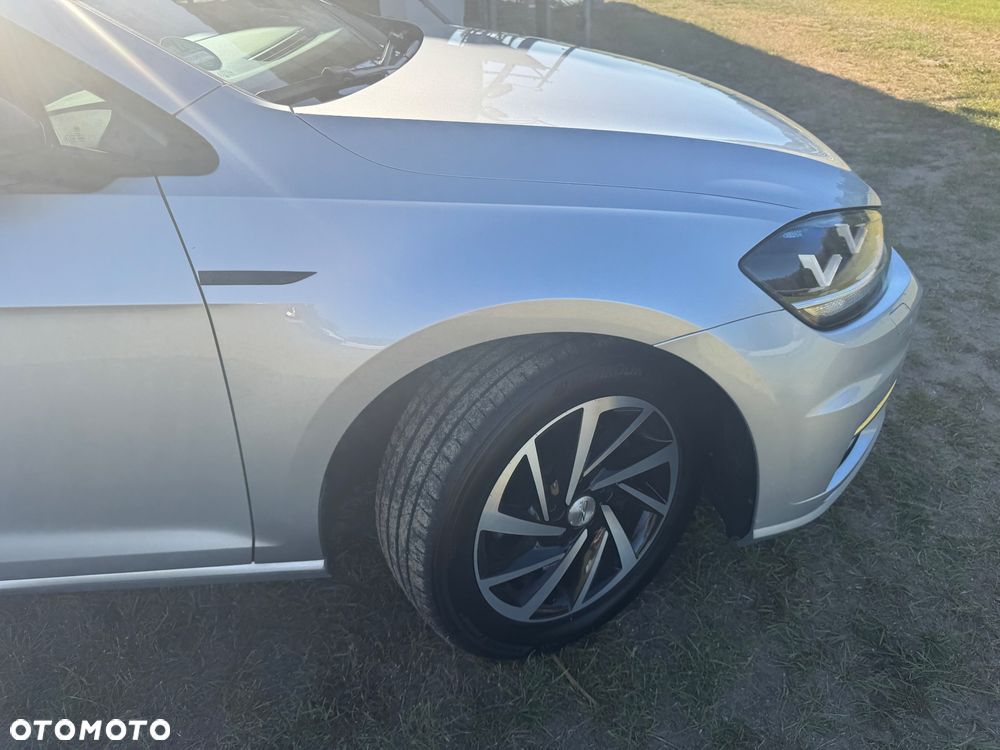 Volkswagen Golf 2.0 TDI Join - 24