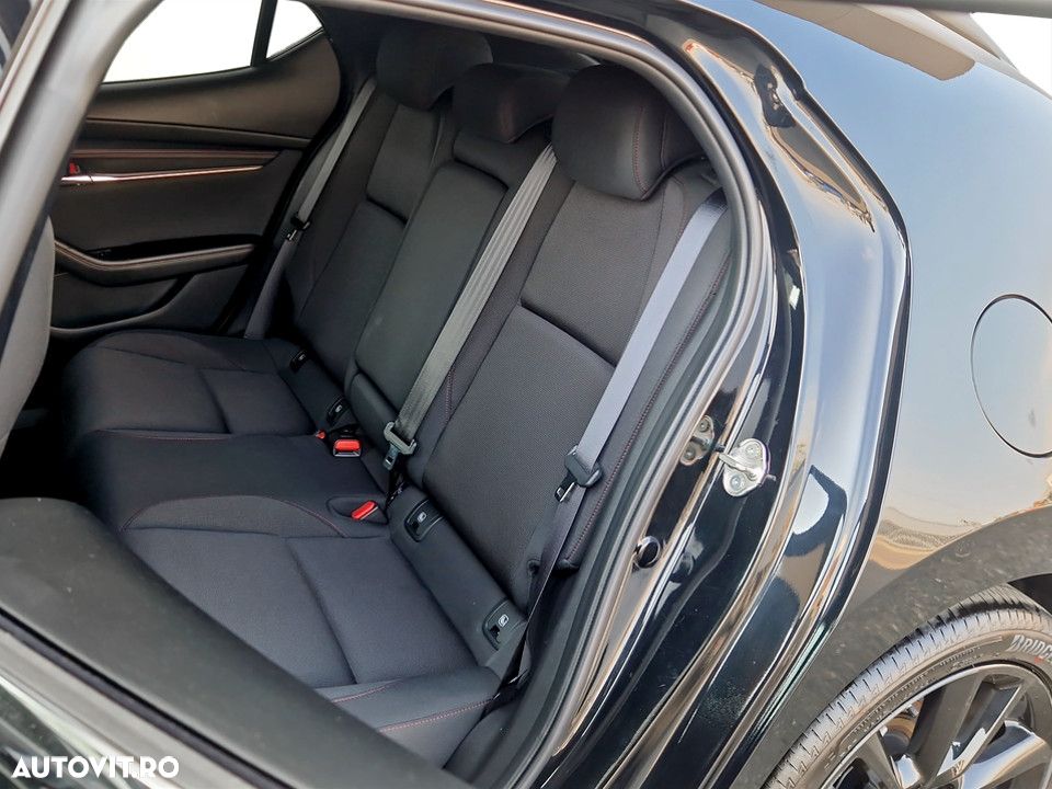 Mazda 3 - 16