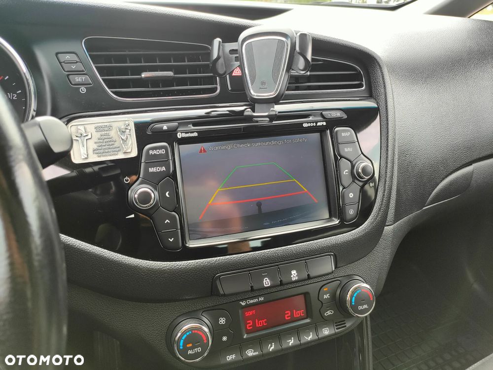 Kia Ceed - 21