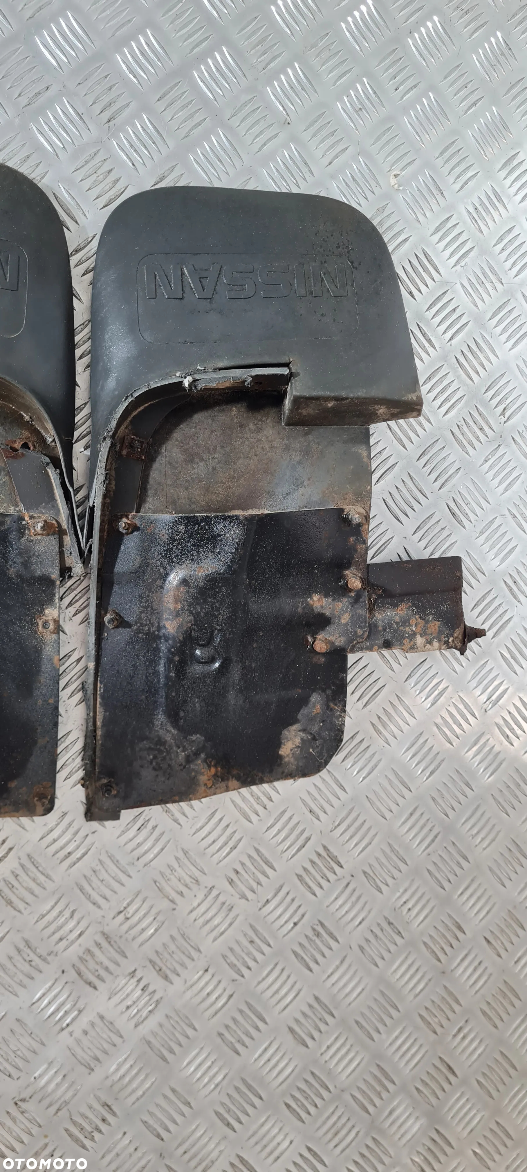 Nissan Terrano II Chlapacz Lewy Prawy Przód Tył - 10