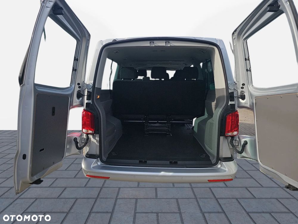 Volkswagen Caravelle - 17