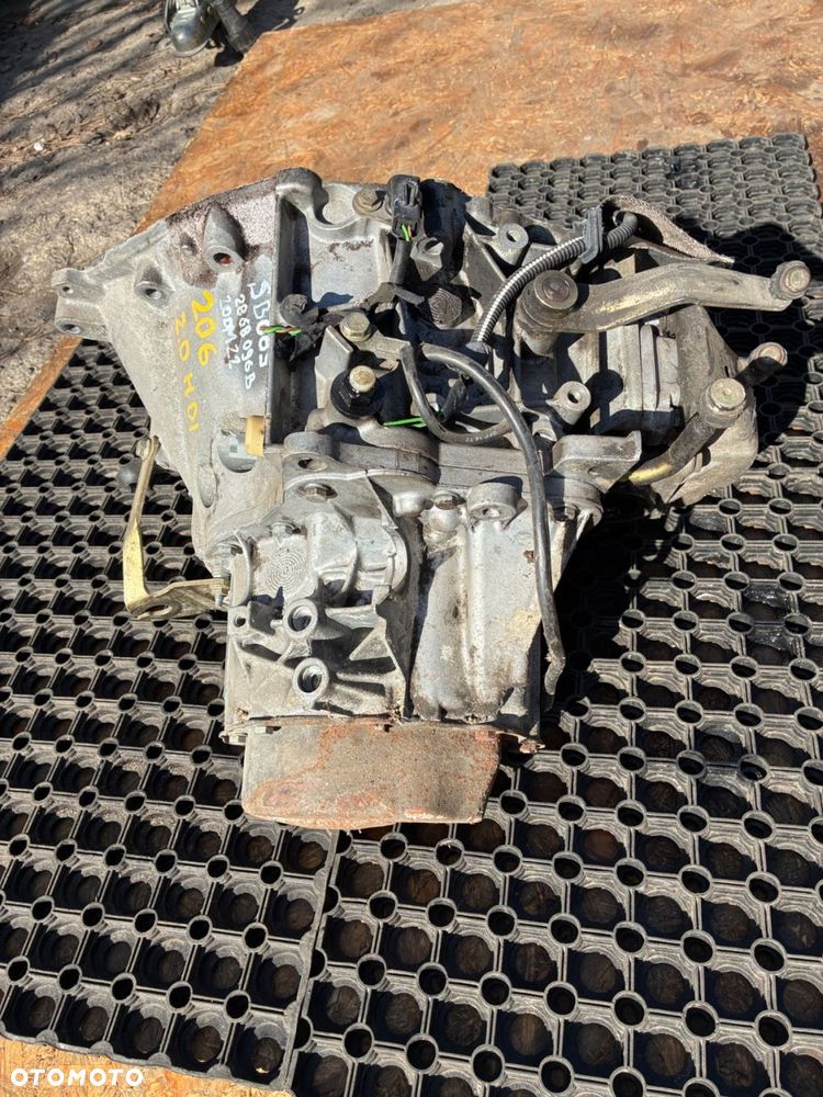 PEUGEOT 2.0HDI 20DM22 2868096 SKRZYNIA BIEGÓW Manualna  5-biegowa - 6