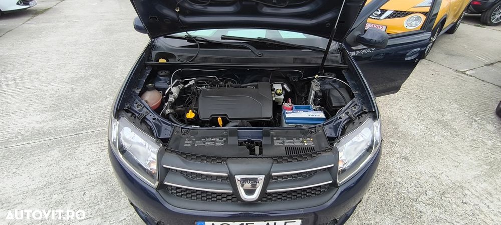 Dacia Logan 1.2 16V Laureate - 5