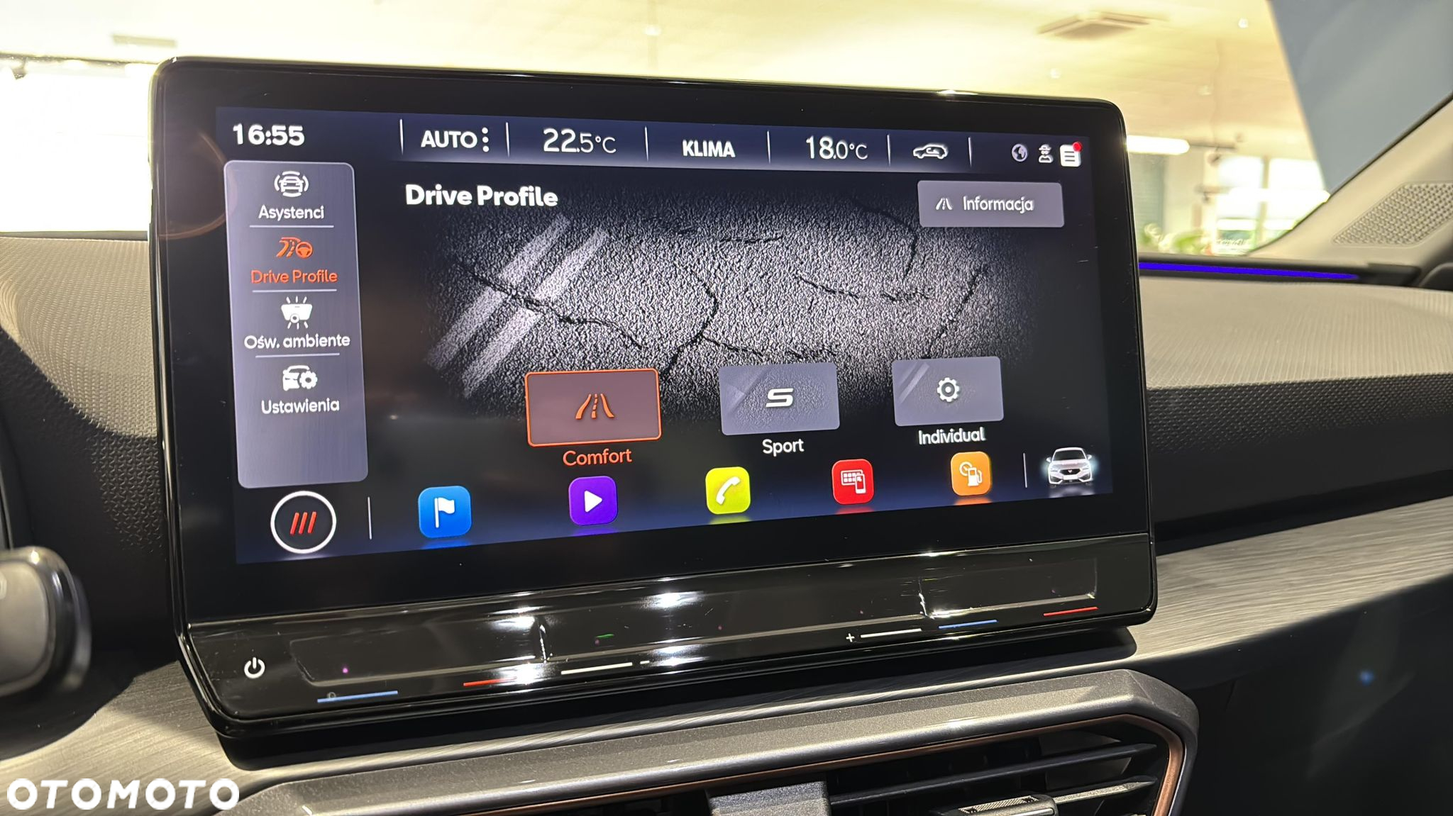 Cupra Leon 1.5 eTSI DSG - 23