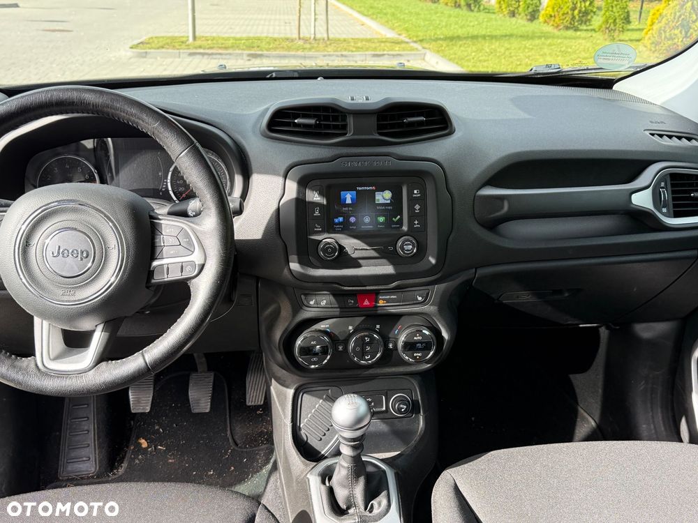 Jeep Renegade - 27