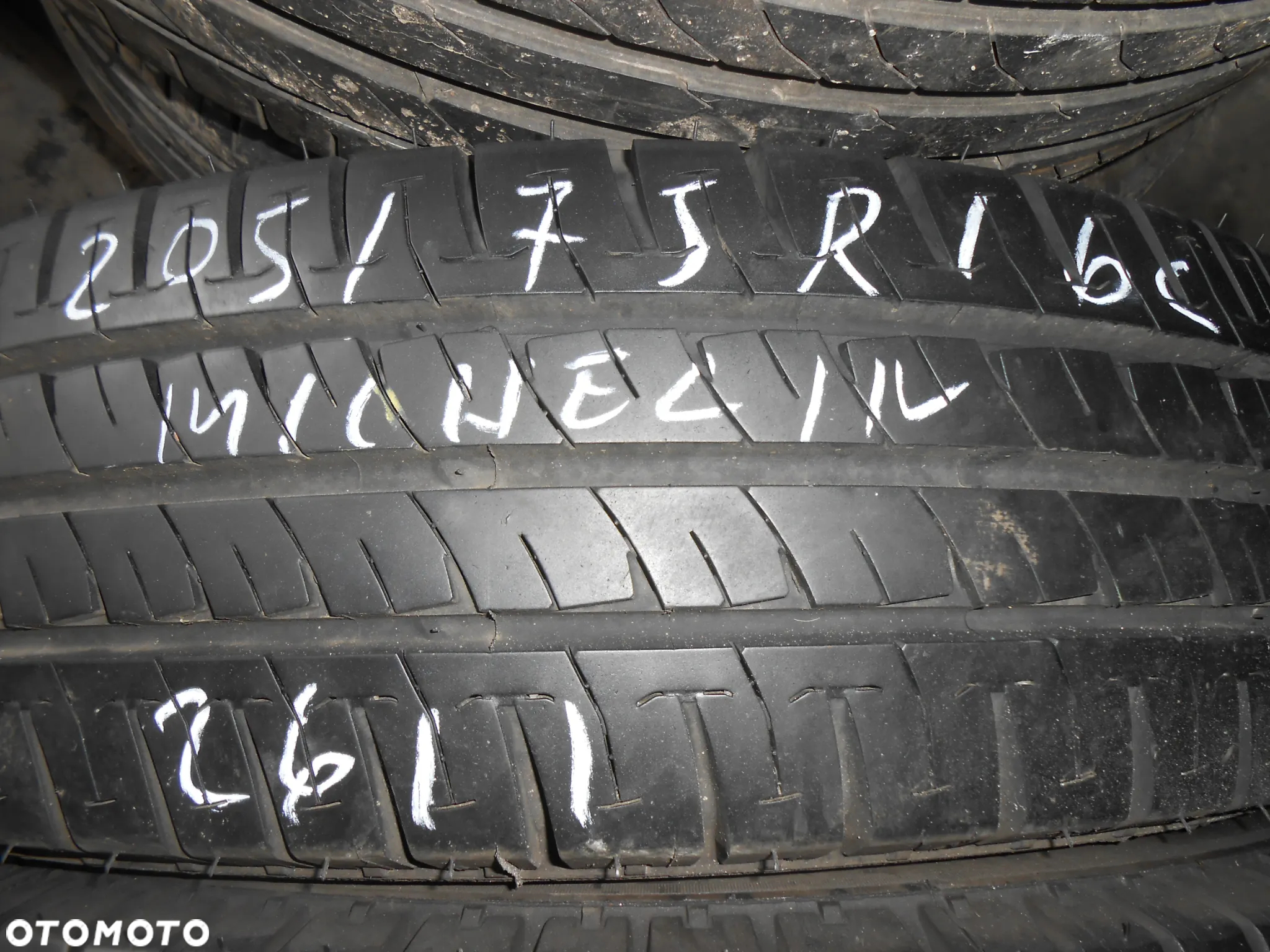 OPONY 205/75R16C MICHELIN AGILIS DOT 2611 11MM - 2