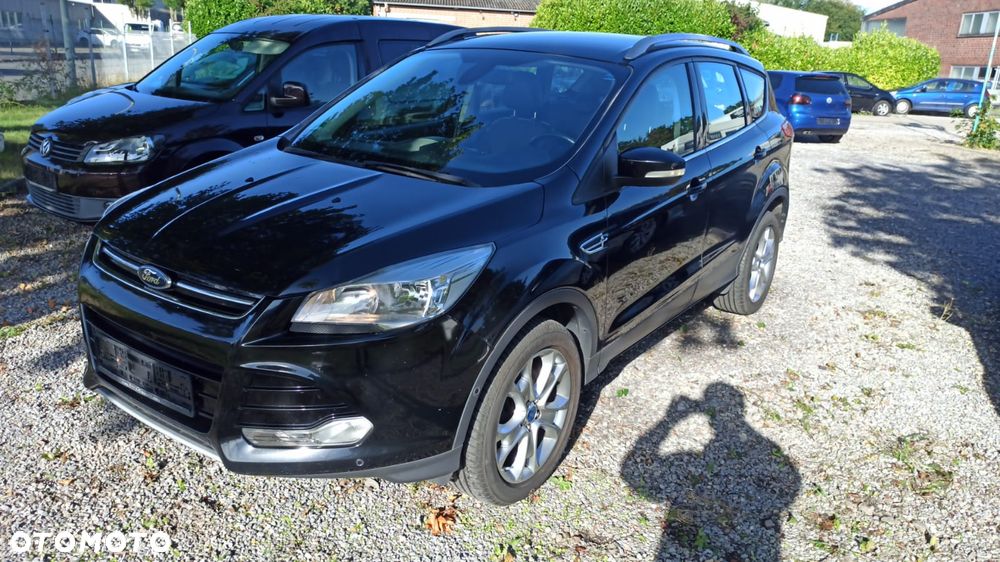 Ford Kuga 2.0 TDCi 2x4 Titanium - 10