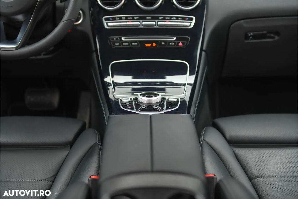 Mercedes-Benz GLC - 40