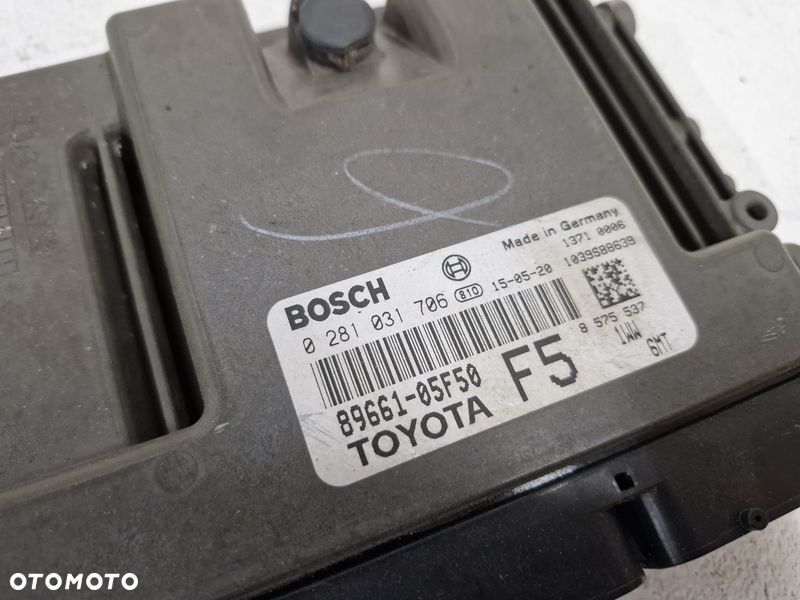 toyota avensis t27 lift t29 1.6 d4d komputer sterownik silnika ecu 89961-05f50 - 2
