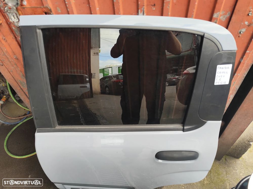 FIAT PANDA CROSS PORTA TRAS ESQUERDA - PT518 - 2