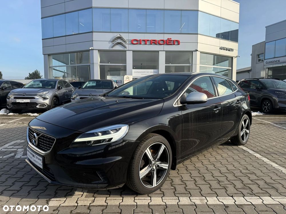 Volvo V40 D2 Drive-E R-Design Momentum