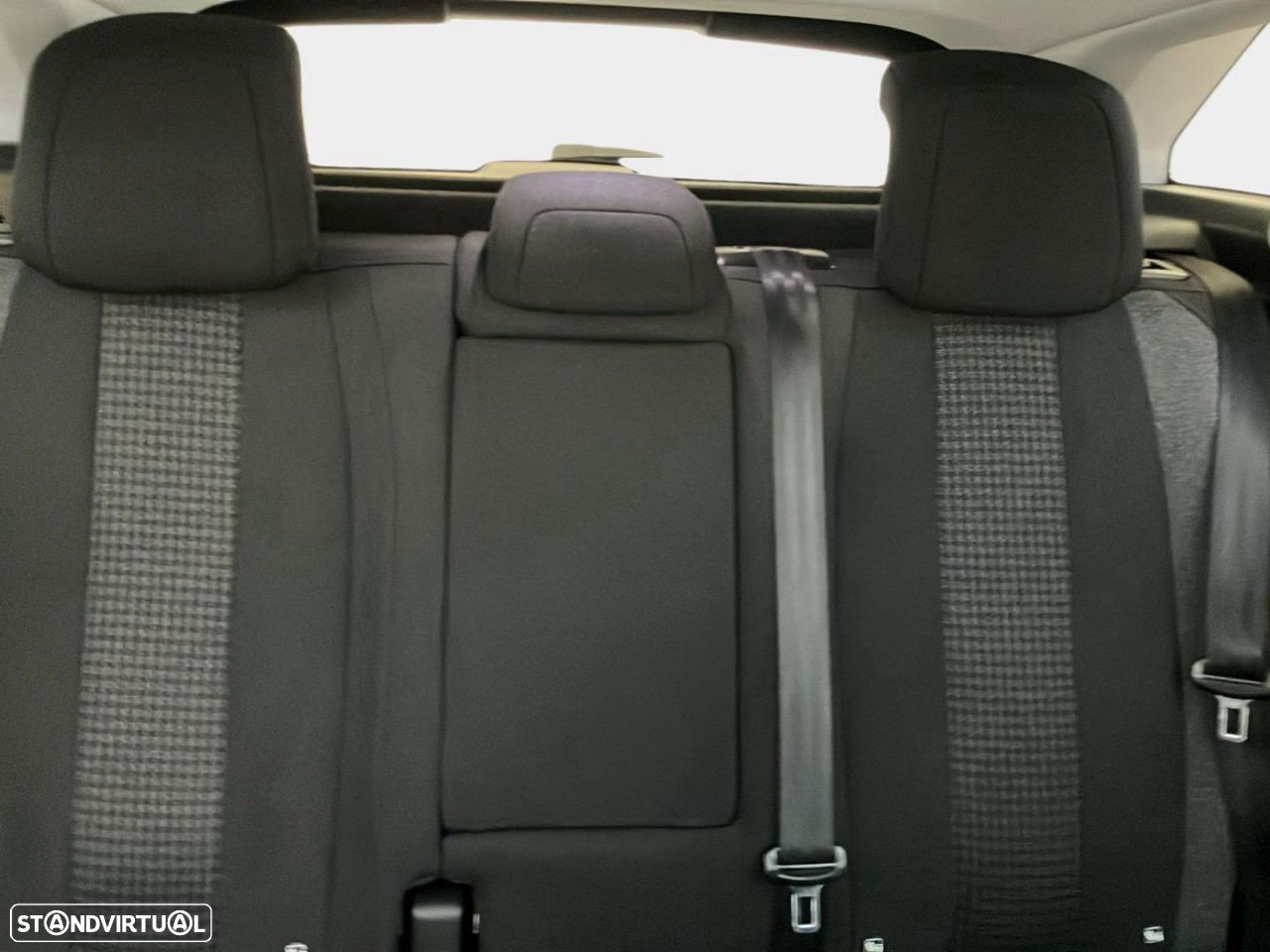 Peugeot 3008 1.2 PureTech Allure - 17