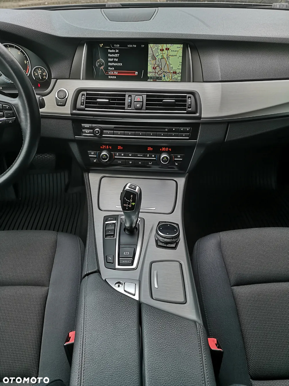 BMW Seria 5 520d Touring Modern Line - 19