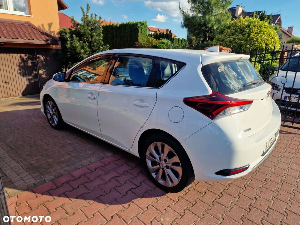 Toyota Auris 1.2 T Prestige - 5
