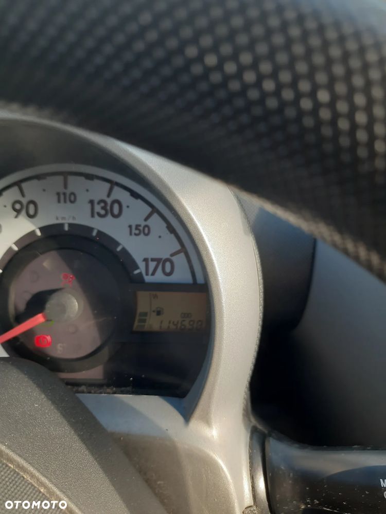 Peugeot 107 - 7