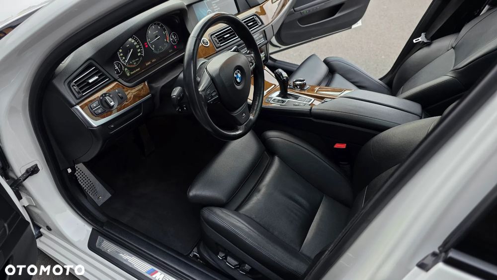 BMW Seria 5 535d xDrive - 20