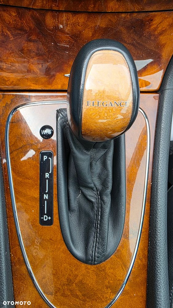 Mercedes-Benz Klasa E - 31