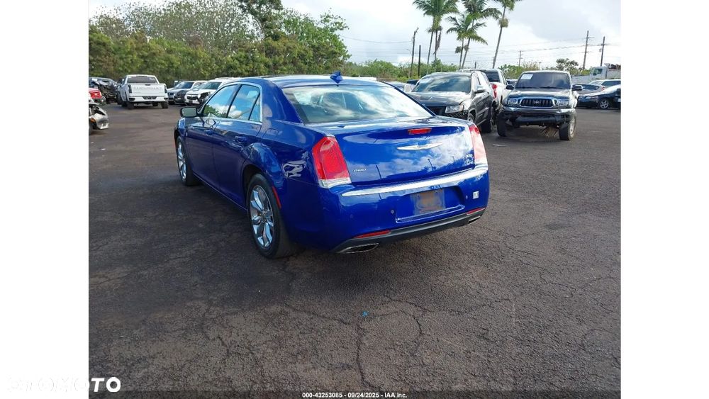 Chrysler 300 - 6