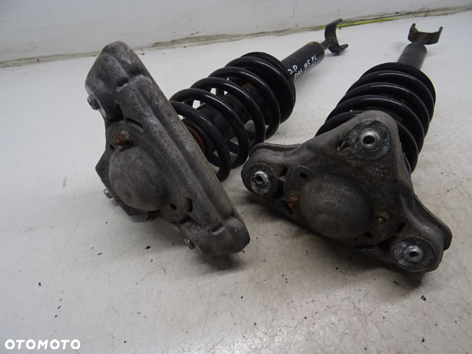 VW PASSAT B5 LIFT 2.5 TDI MCPERSON PRAWY LEWY - 2