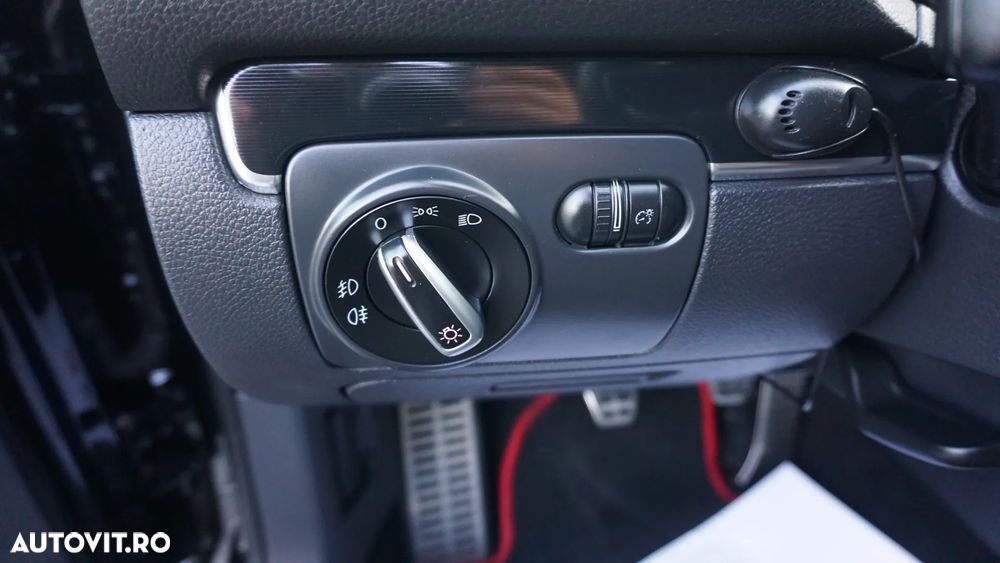 Volkswagen Golf 2.0 GTI - 18