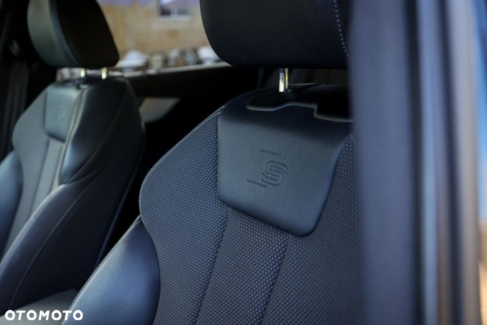 Audi A4 Avant 40 TDI S tronic S line - 20