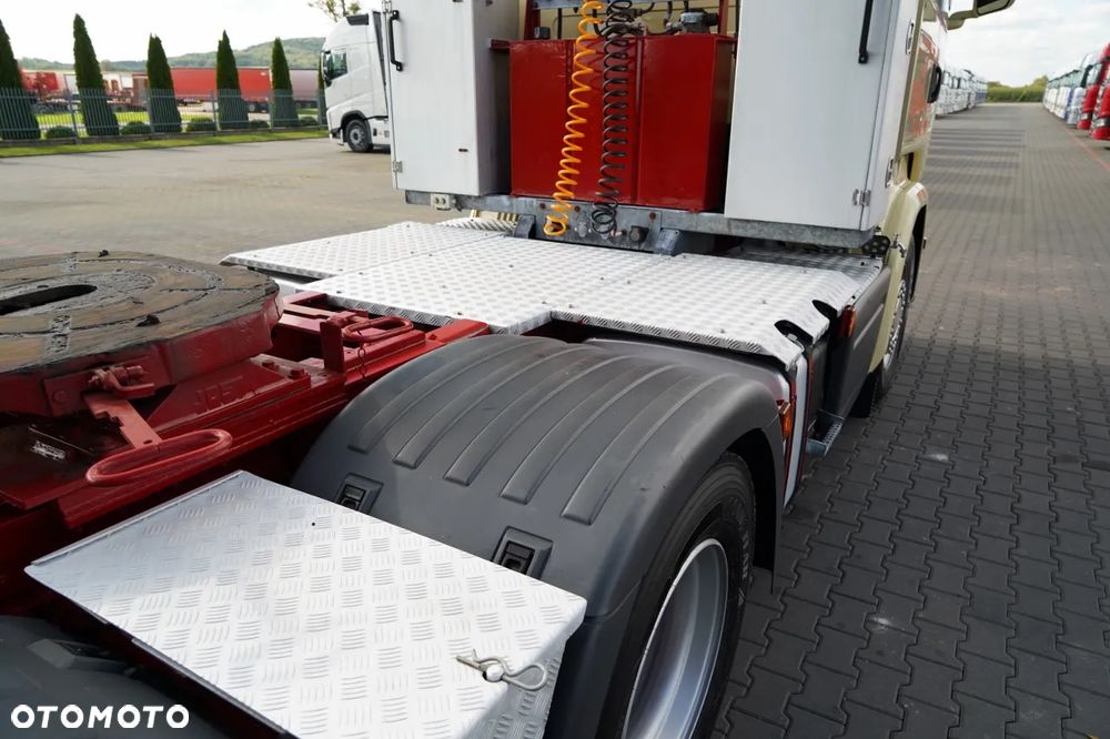 Scania R 580 / V8 / 6x4 / DMC: 95.000 KG / KLIMA POSTOJOWA / OPTICRUISE / 3 OSIOWY CIĄGNIK SIODŁOWY - 14