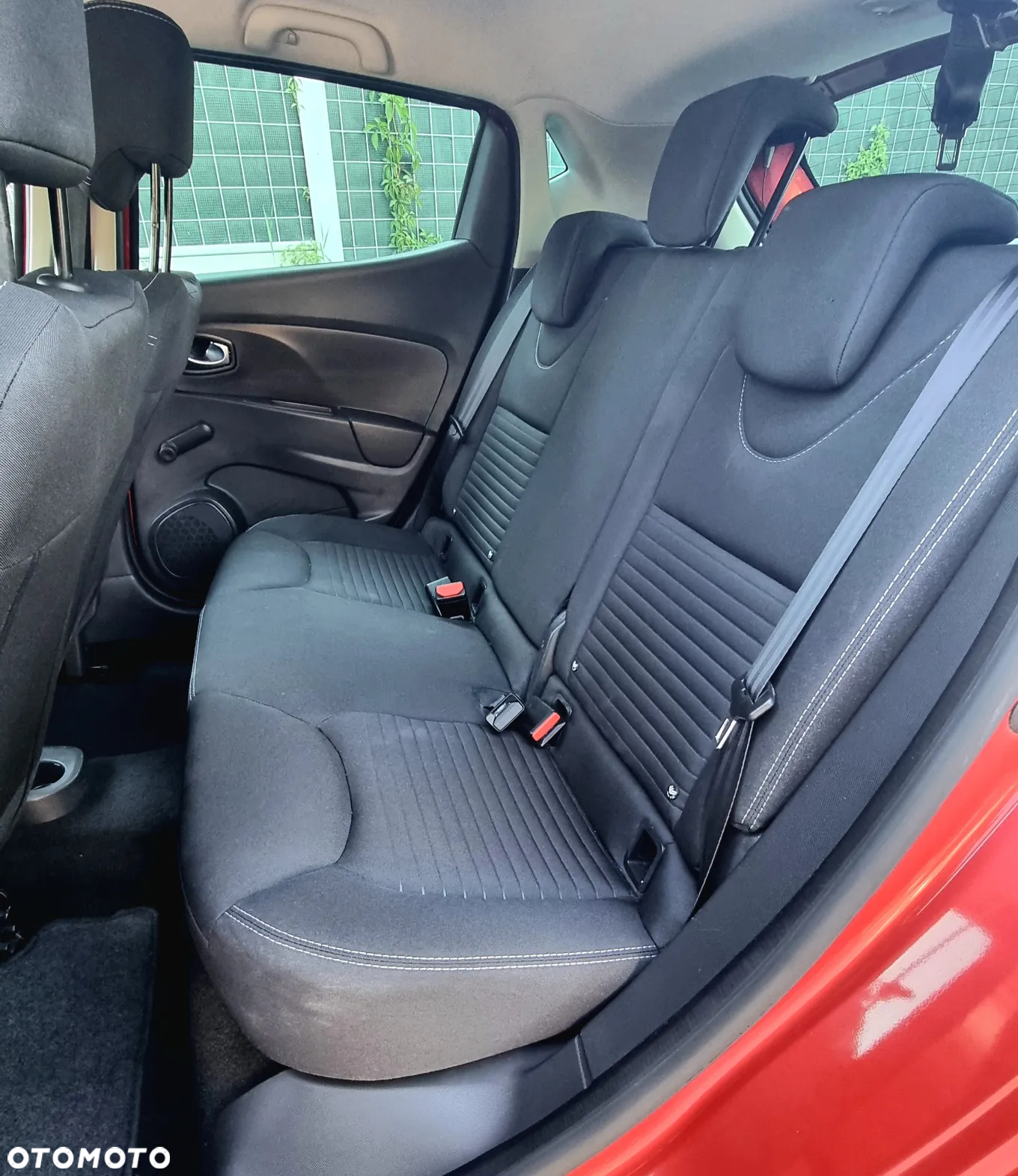Renault Clio 1.2 16V Limited EU6 - 13