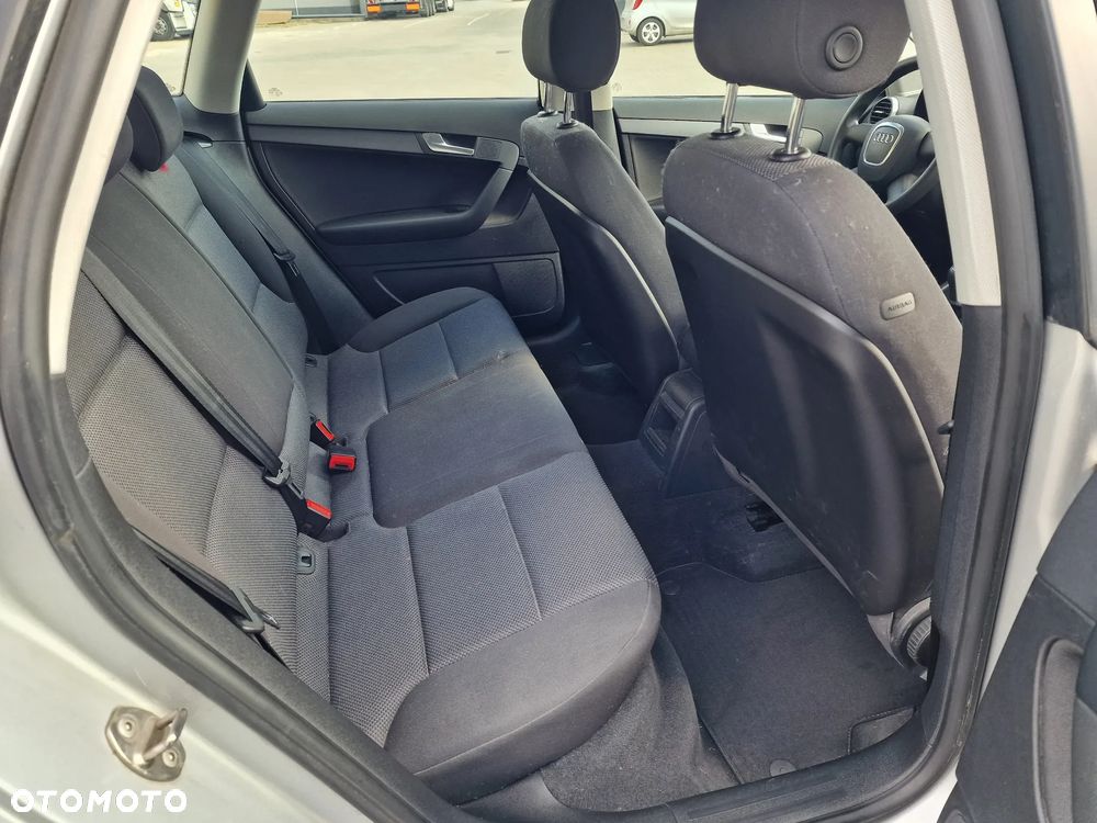 Audi A3 Sportback - 8