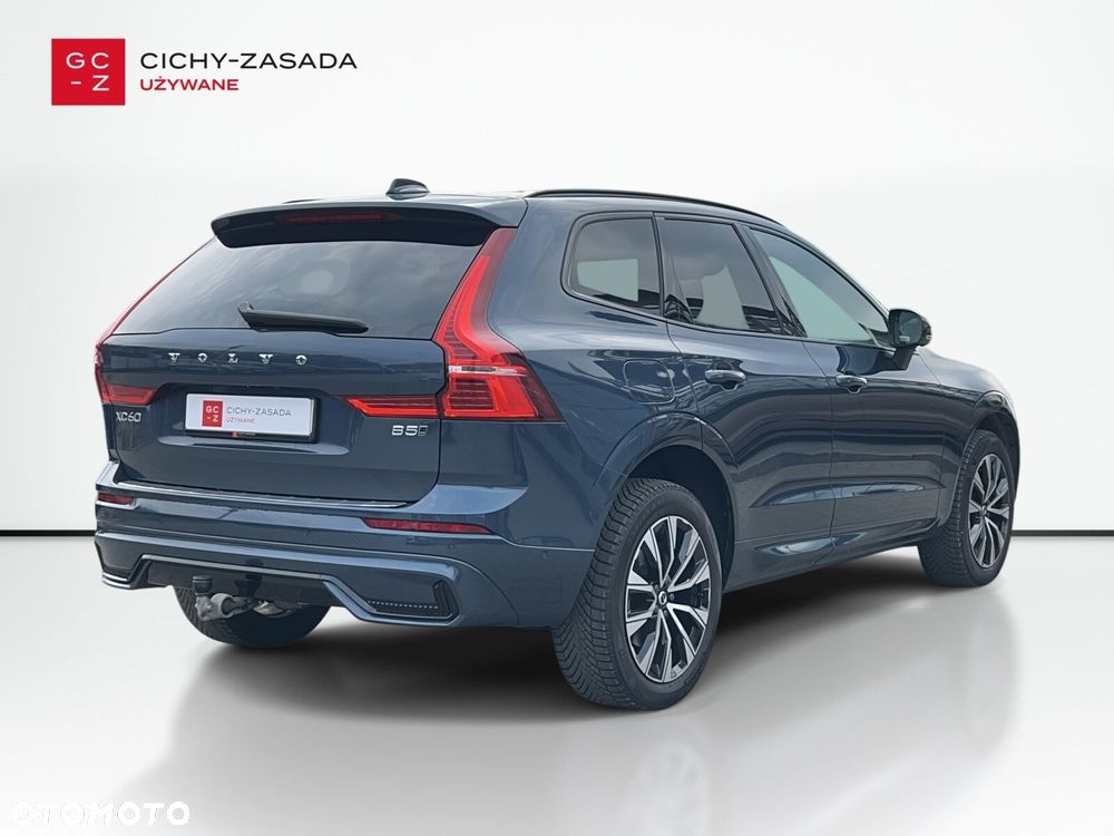 Volvo XC 60 B5 D AWD Ultimate Dark - 6