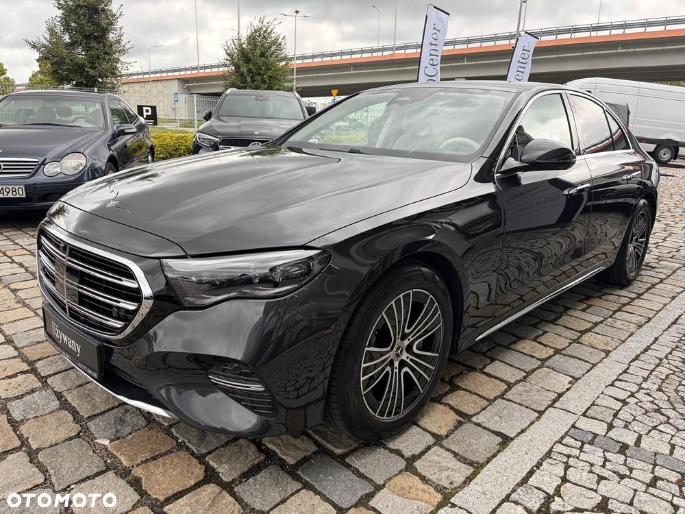 Mercedes-Benz Klasa E 220 d mHEV 4-Matic Exclusive 9G-Tronic - 3