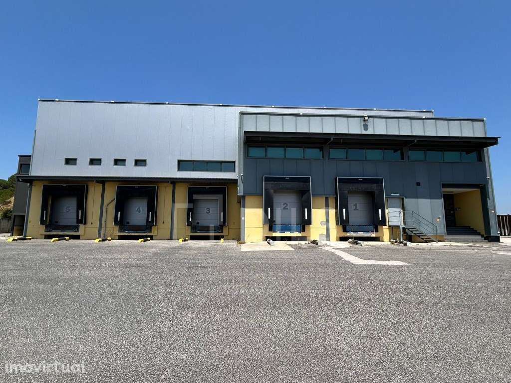 Armazém para arrendamento - Vila Nova da Rainha, Azambuja - Grande imagem: 2/20