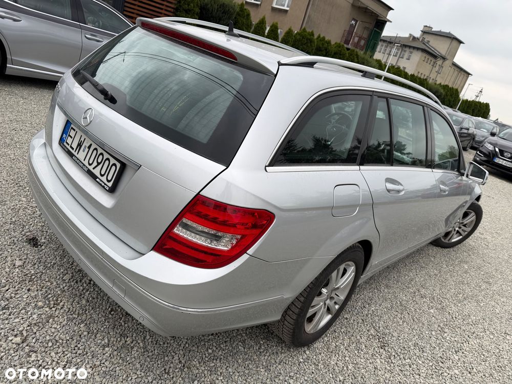 Mercedes-Benz Klasa C 180 BlueEFFICIENCY 7G-TRONIC Avantgarde - 22
