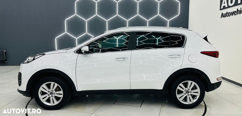 Kia Sportage 1.6 GDI 2WD DREAM-TEAM EDITION - 35