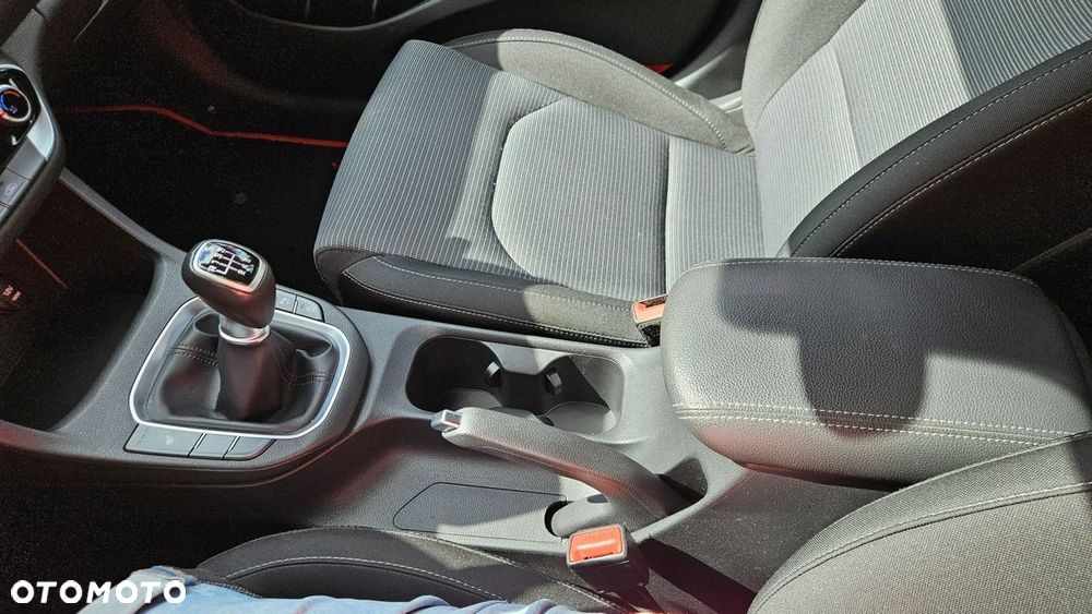 Hyundai i30 - 33