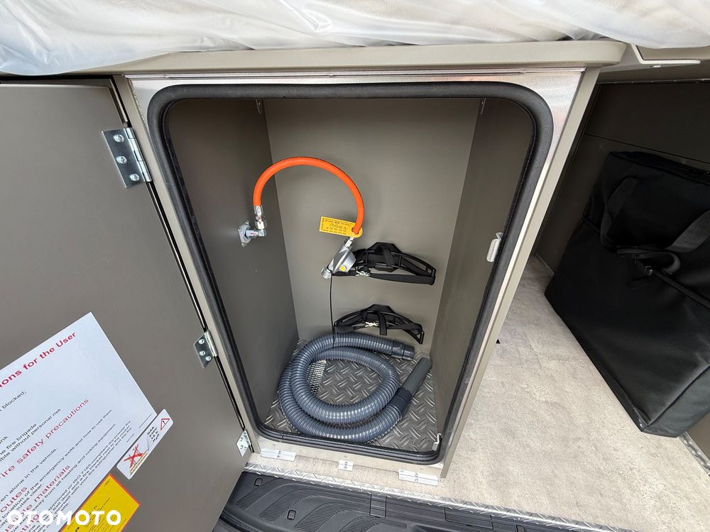Hymer-Eriba GRAND CANYON S 600 4x4 - 27