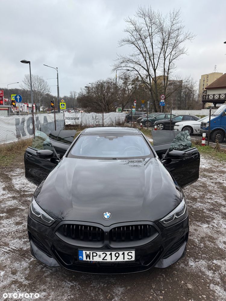 BMW Seria 8 - 16