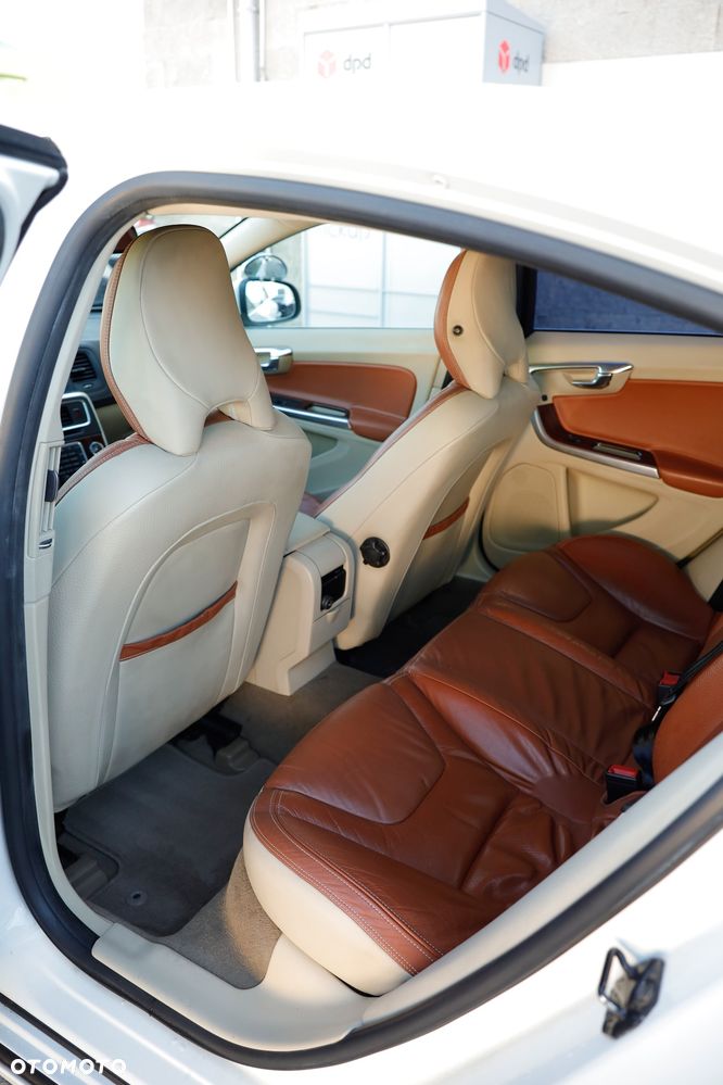 Volvo S60 - 13